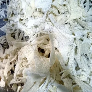 Shredded loofah scrap pile, natural white loofah pieces for bulk supply
